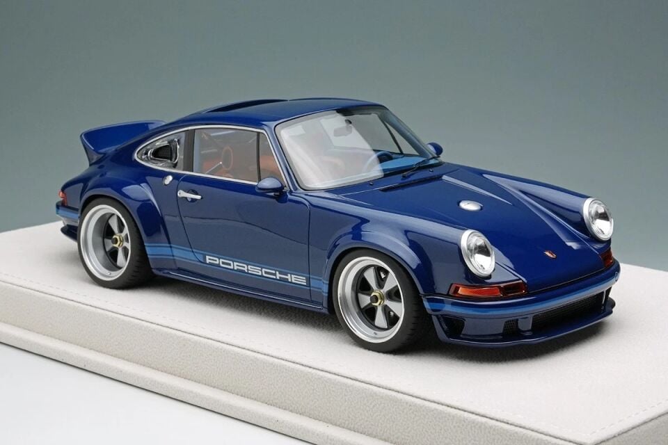 Make Up EIDOLON 1/18 Singer 911 DLS Visible Blue Carbon EML018X JDM