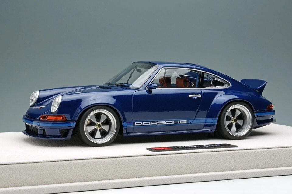 Make Up EIDOLON 1/18 Singer 911 DLS Visible Blue Carbon EML018X JDM