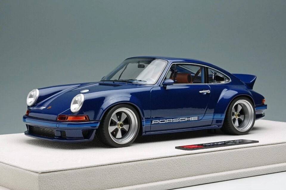 Make Up EIDOLON 1/18 Singer 911 DLS Visible Blue Carbon EML018X JDM