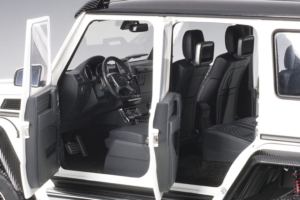 AUTO ART MERCEDES BENZ G500 4×4² (76316) 1:18