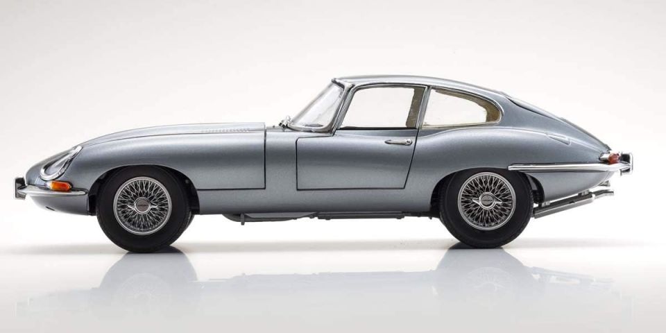KYOSHO JAGUAR E-TYPE COUPLE MK1 1961 (08954GM) 1:18