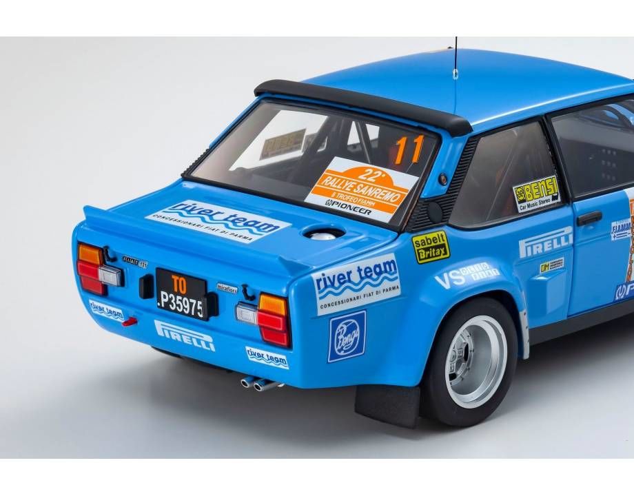 KYOSHO FIAT 131 ABARTH SANREMO RALLY 11 1983 (08376C) 1:18