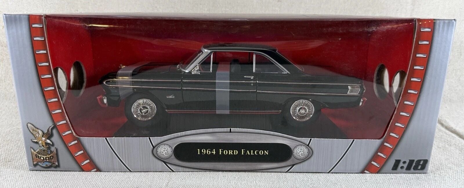 Road Signature 1964 Ford Falcon 1:18 Diecast