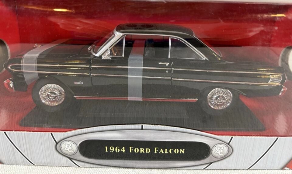 Road Signature 1964 Ford Falcon 1:18 Diecast