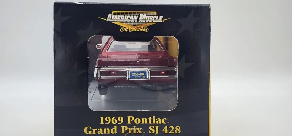 ERTL American Muscle 1969 Pontiac Grand Prix SJ 428 1:18