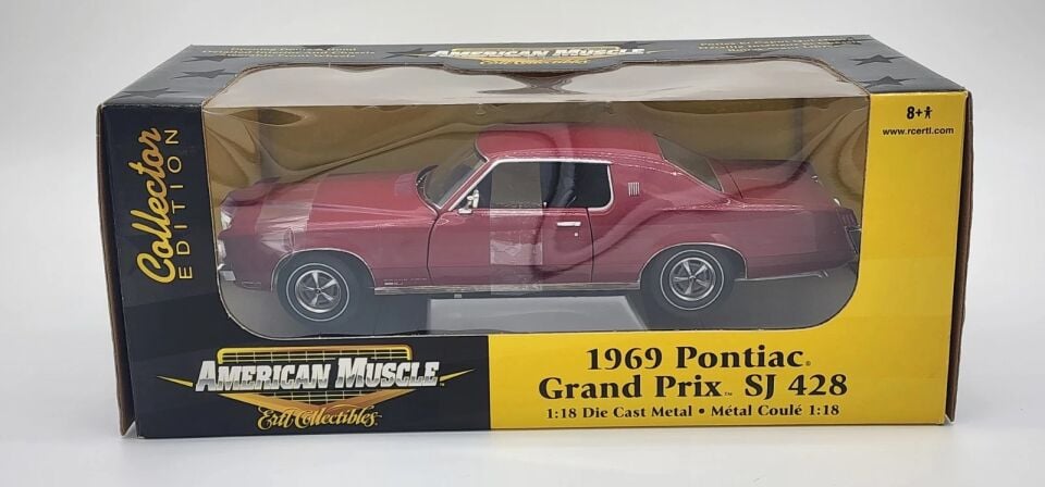 ERTL American Muscle 1969 Pontiac Grand Prix SJ 428 1:18