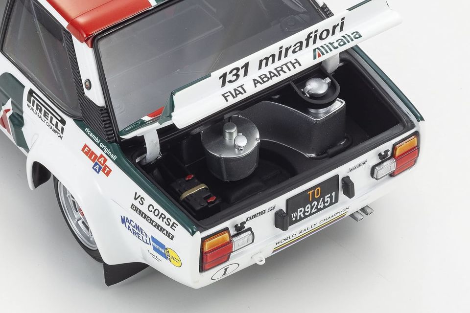 KYOSHO FIAT 131 ABARTH 1000 LAKES #3 1978 1:18 (08376E)