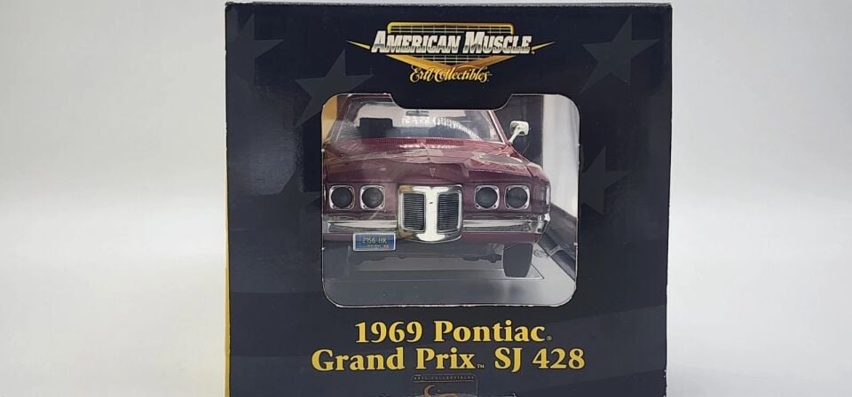 ERTL American Muscle 1969 Pontiac Grand Prix SJ 428 1:18