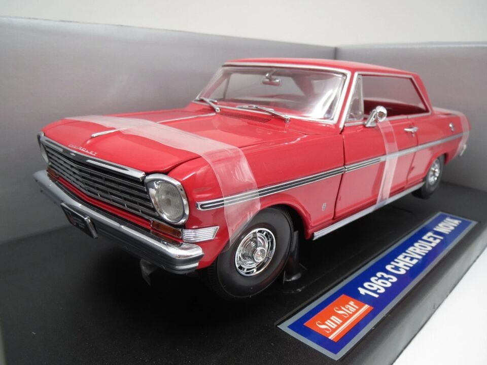 Sun Star Chevrolet Nova ''1963'' (Bright Red) 1:18