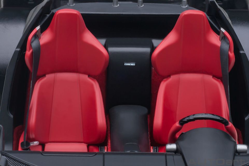 AUTOART LEXUS LFA (PEARL YELLOW) 78854 1:18