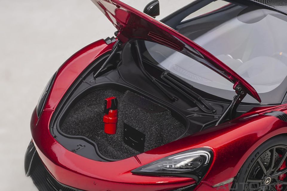AUTOART MCLAREN 600LT VERMILLION RED (76085) 1:18