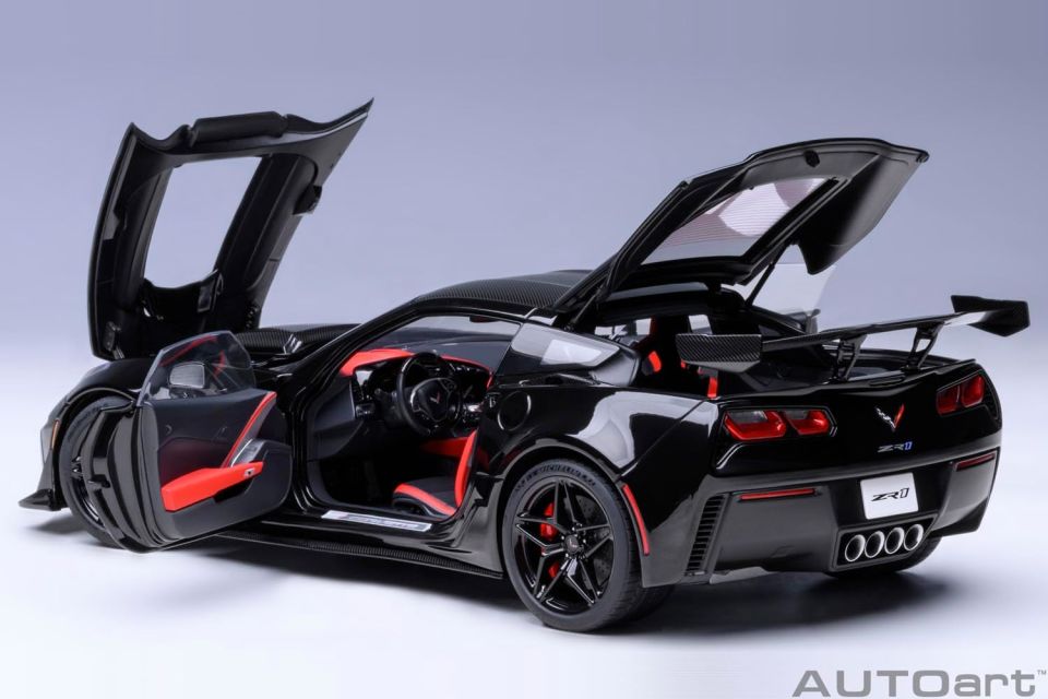 AUTOART CHEVRALET CORVETTE ZR1 2019 (71276) 1:18