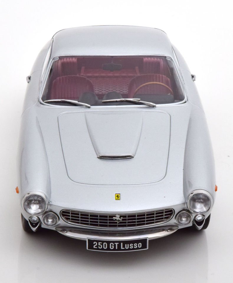 KK SCALE FERRARI GT LUSSO 1962 1:18 (181022)