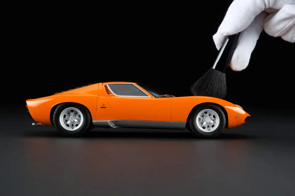 1:18 M6010 Lamborghini Miura P400 SV Orange