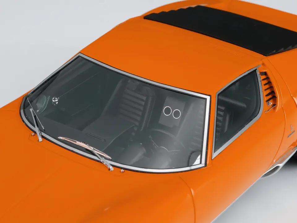 1:18 M6010 Lamborghini Miura P400 SV Orange
