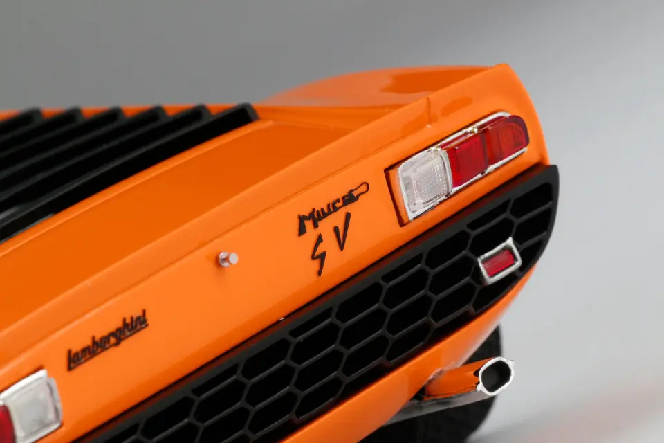 1:18 M6010 Lamborghini Miura P400 SV Orange