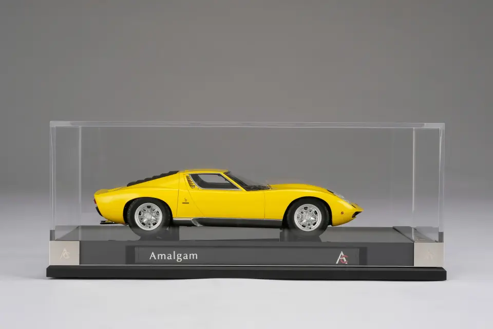 1:18 M6010 Lamborghini Miura P400 SV Yellow
