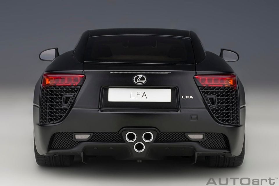 AUTOART TOYOTA LEXUS LFA  (78852) 1:18