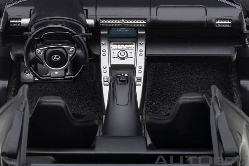AUTOART TOYOTA LEXUS LFA  (78852) 1:18