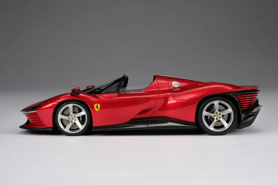 1:18 M276 Ferrari Daytona SP3 Rosso Corsa 1:18
