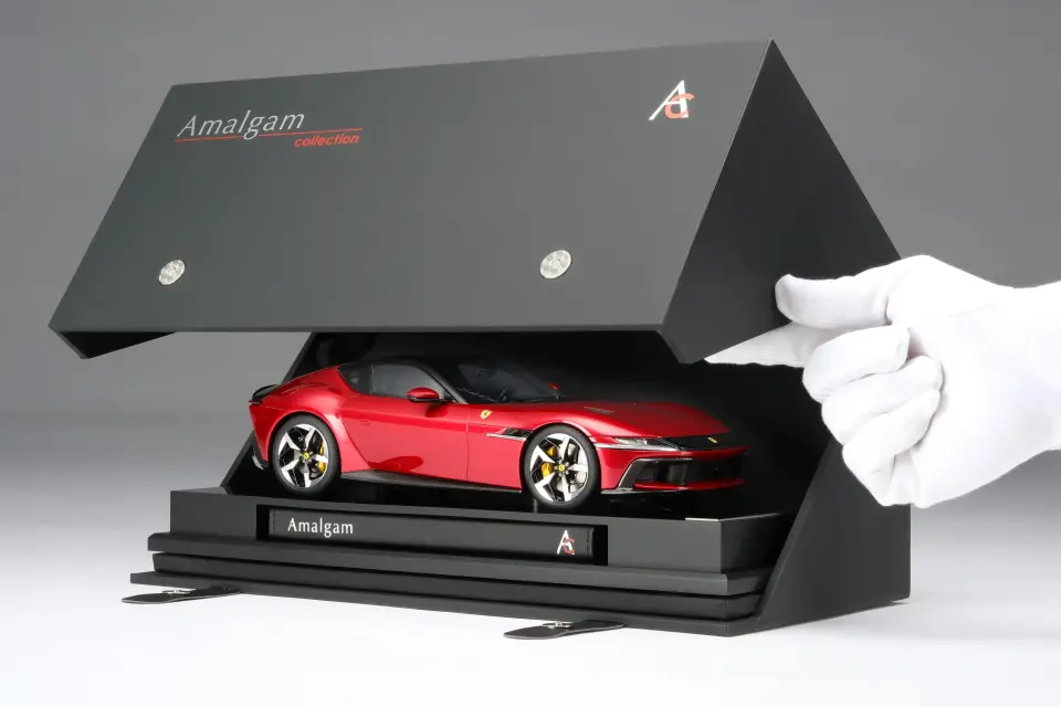 1:18 M6395 Ferrari 12Cilindri Rosso Imola