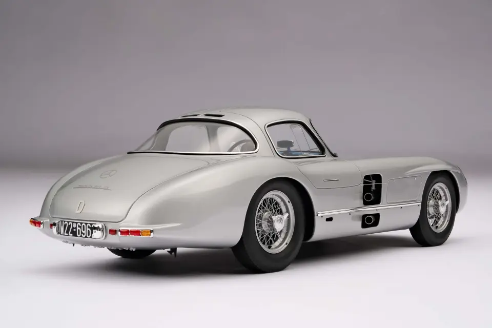 1:18 M6309 Amalgam Mercedes-Benz 300 SLR Uhlenhaut Coupe silver
