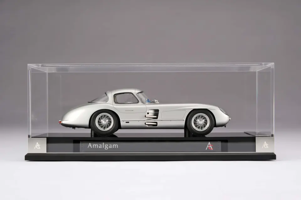 1:18 M6309 Amalgam Mercedes-Benz 300 SLR Uhlenhaut Coupe silver