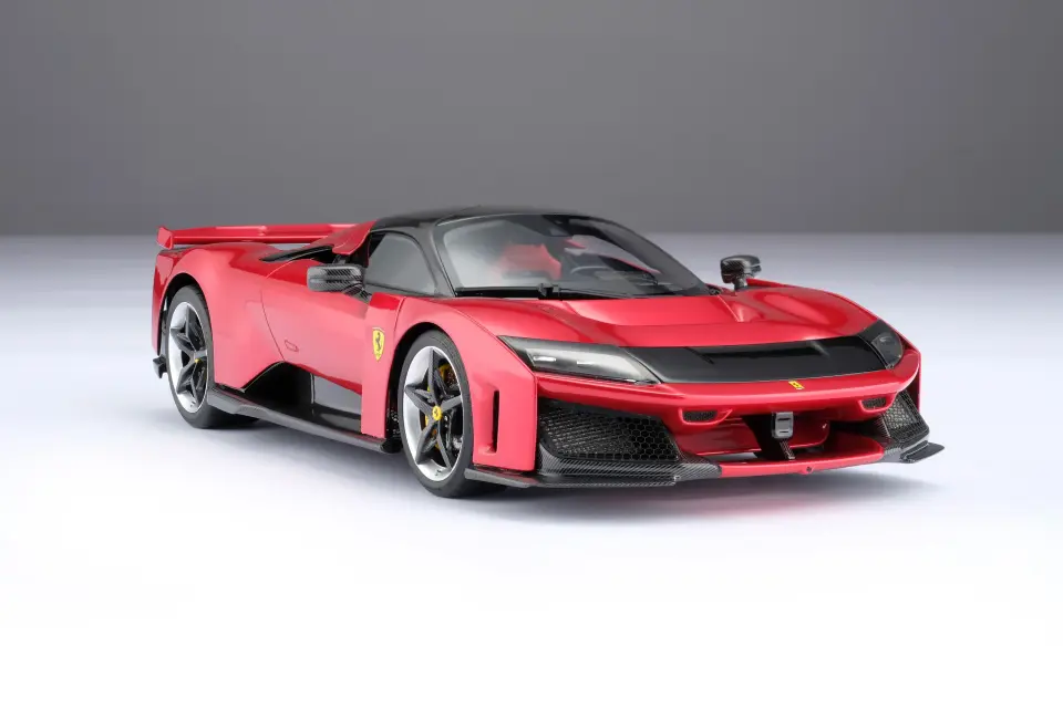 1:18 M6347 Amalgam Ferrari F80 2025 Rosso Supercar 1:18