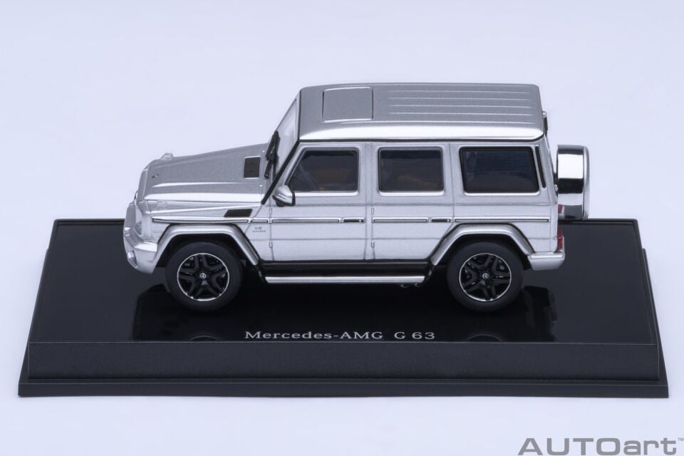 1:64 Mercedes-AMG G63 2017 (Iridium Silver)