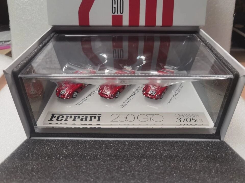 Classic Lover CL 1:64 250GTO ''3705GT''
