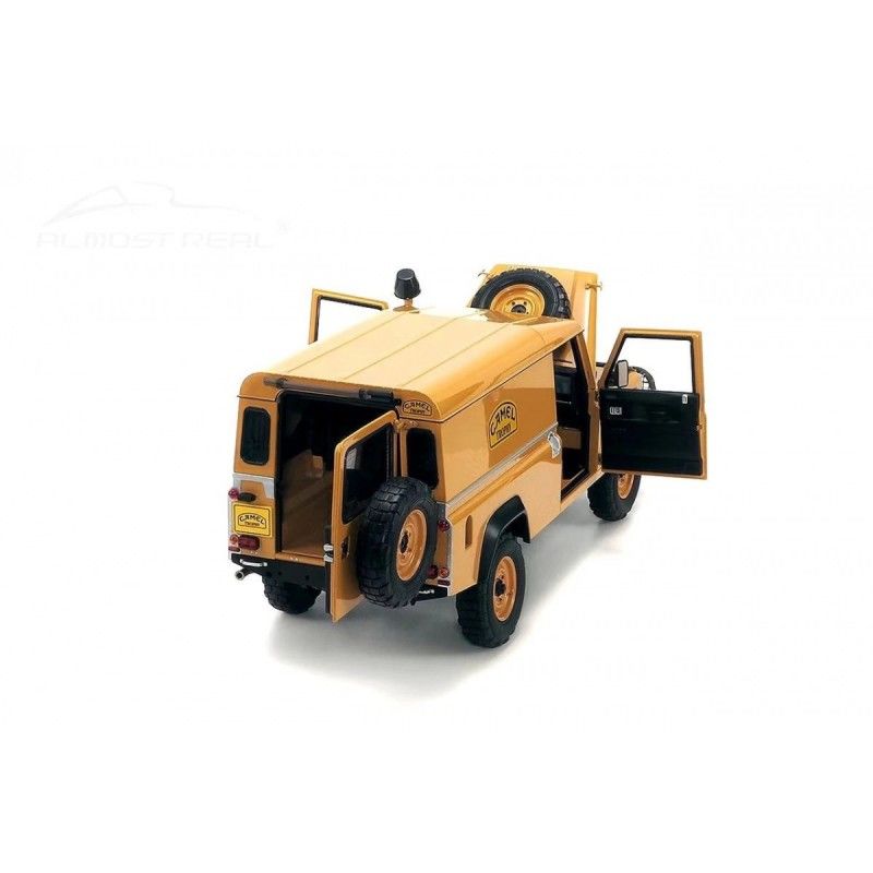ALMOST REAL LAND ROVER 110 (CAMEL TROPHY) (810311) 1:18