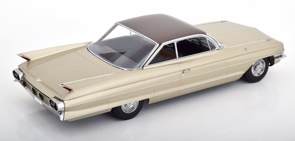 KK SCALE CADILLAC SERIES 62 COUPE DE VILLE 1961 1:18 (181252)