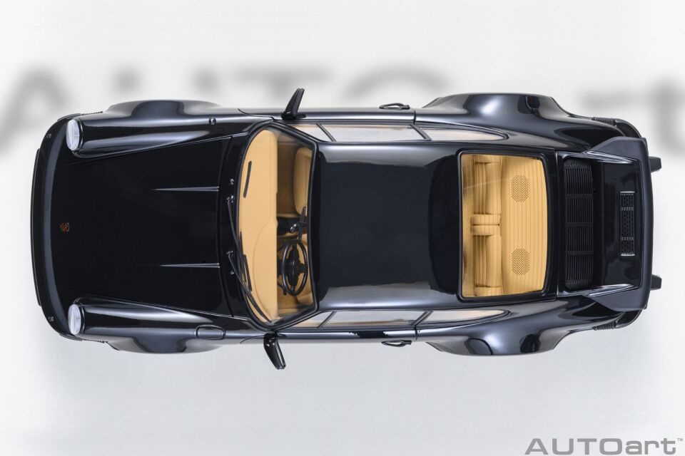 1:18  Porsche 911 (930) Turbo 3.0 Black