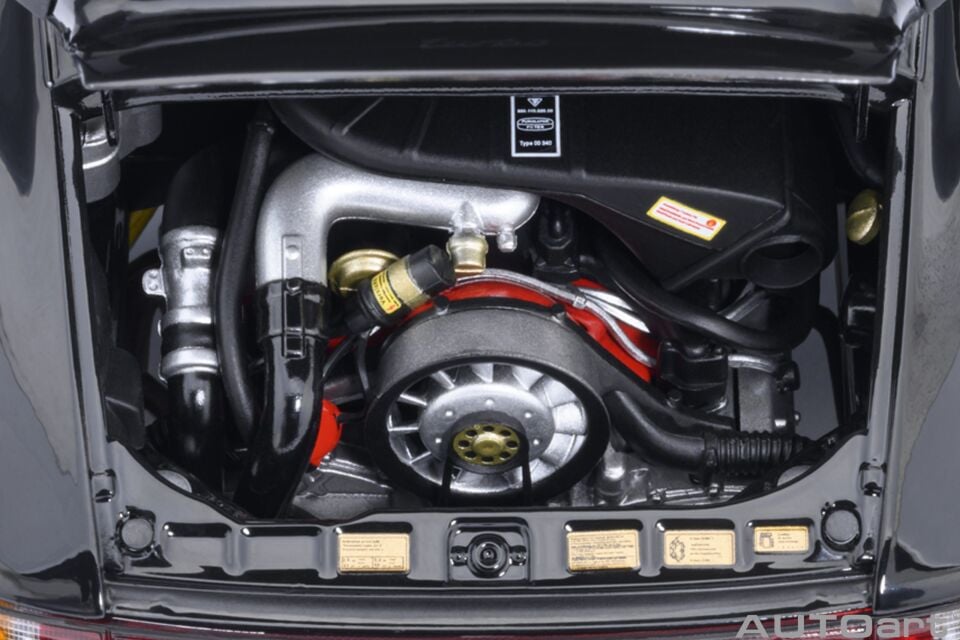1:18  Porsche 911 (930) Turbo 3.0 Black