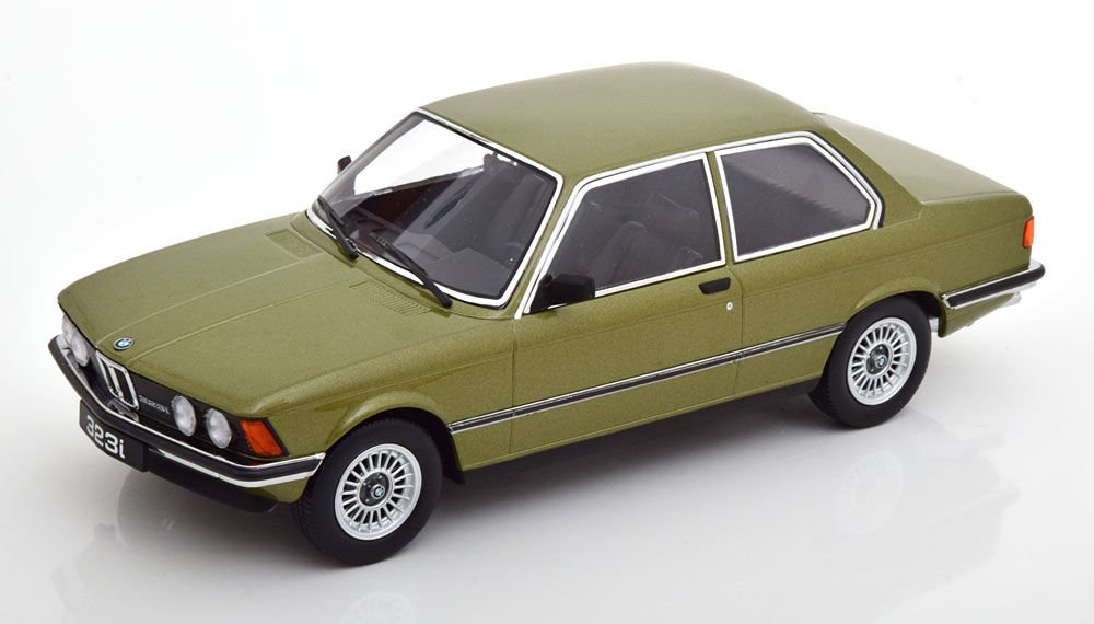 KK SCALE BMW 323 E21 1978 1:18 (180654)