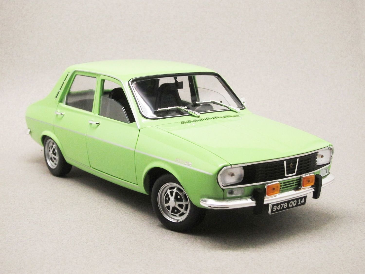 NOREV RENAULT 12 TS 1974 (185247) 1:18