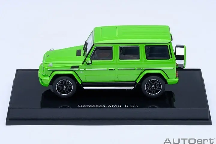 1:64 Autoart Mercedes-AMG G63 2017(Alien Green)