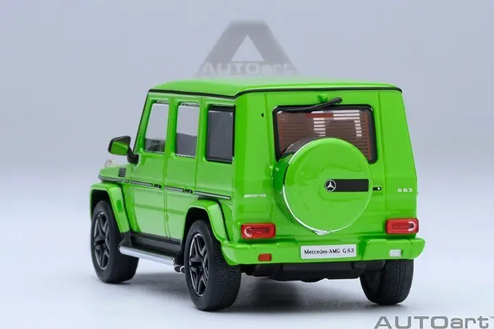 1:64 Autoart Mercedes-AMG G63 2017(Alien Green)