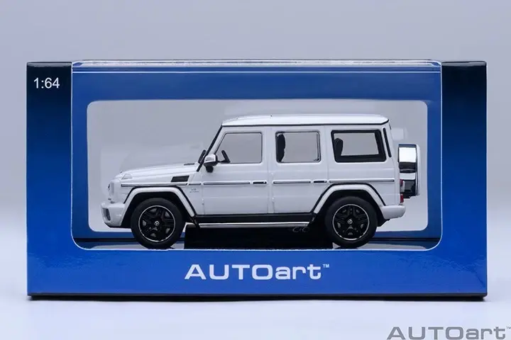 1:64 Autoart Mercedes-AMG G63 2017(gloss whıte)