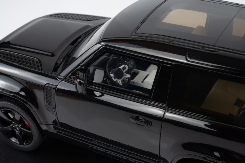 1:18 GT SPİRİT 2021 LAND ROVER DEFENDER 90 BLACK
