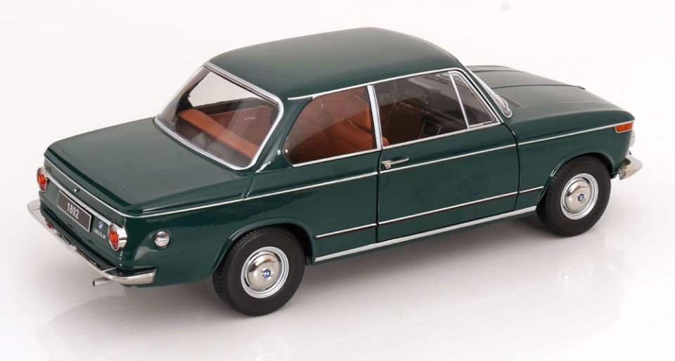 KK SCALE BMW 1802 1.SERIES 1967 1:12