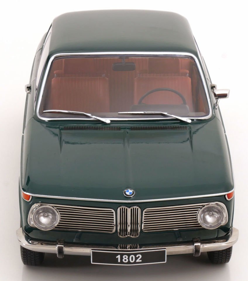 KK SCALE BMW 1802 1.SERIES 1967 1:12