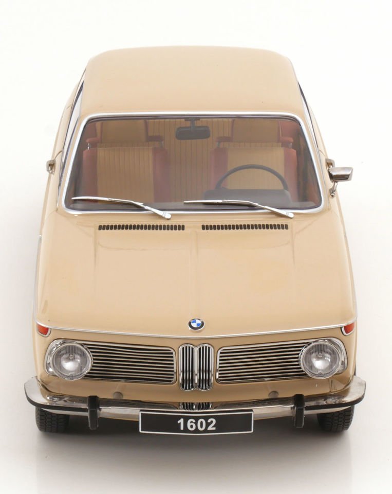 KK SCALE BMW 1802 1.SERIES 1967 1:12