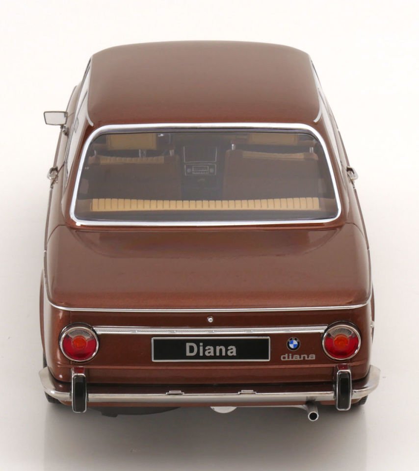 !! İNDİRİM !! KK SCALE BMW 1802 1.SERIES 1967 1:12 (120084)