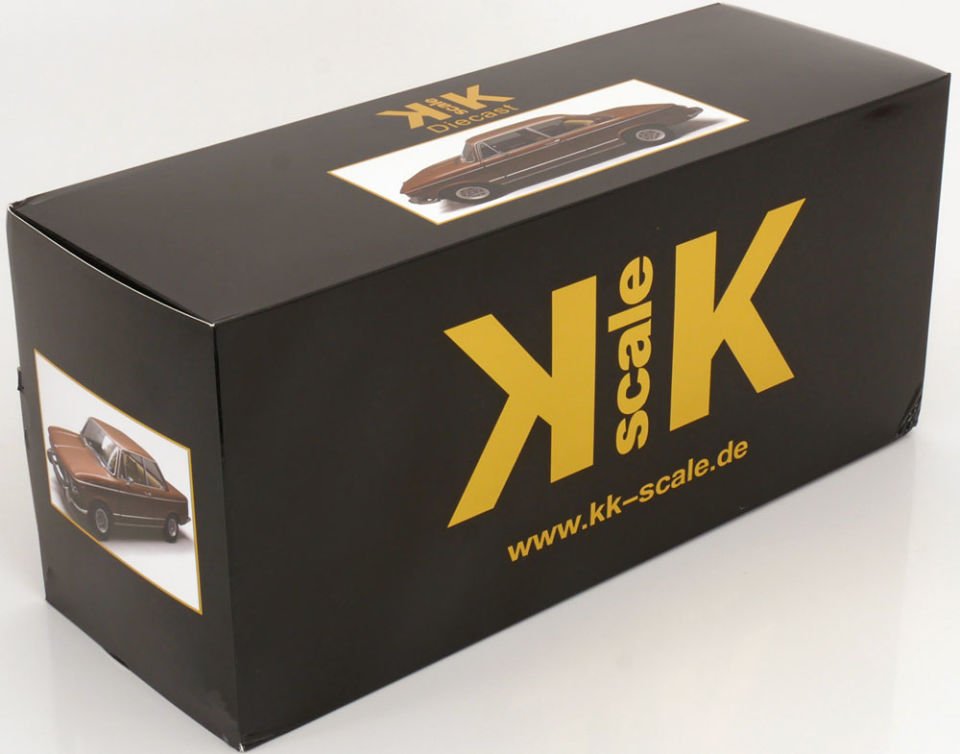 KK SCALE BMW 1802 1.SERIES 1967 1:12 (120084)