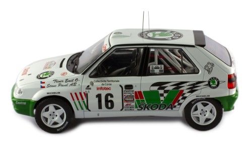 IXO MODELS ŠKODA FELICIA Kit Car #16 E.Triner - P.Stanc Tour de Corse 1995 1:18 (149A.22)
