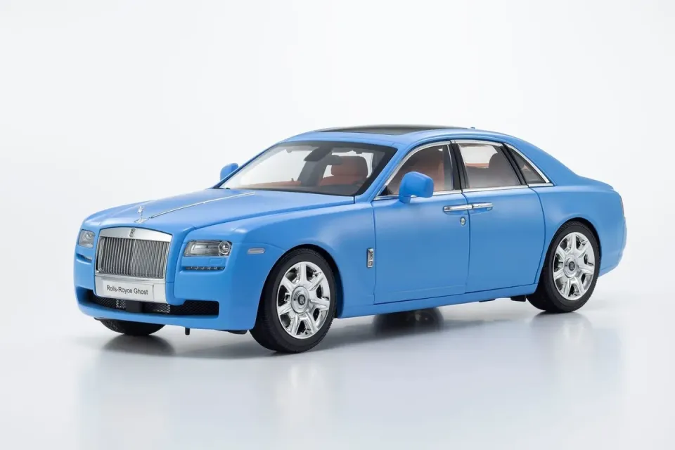 KYOSHO ROLLS ROYCE GHOST LIGTH BLUE 1:18 (MH026CG)