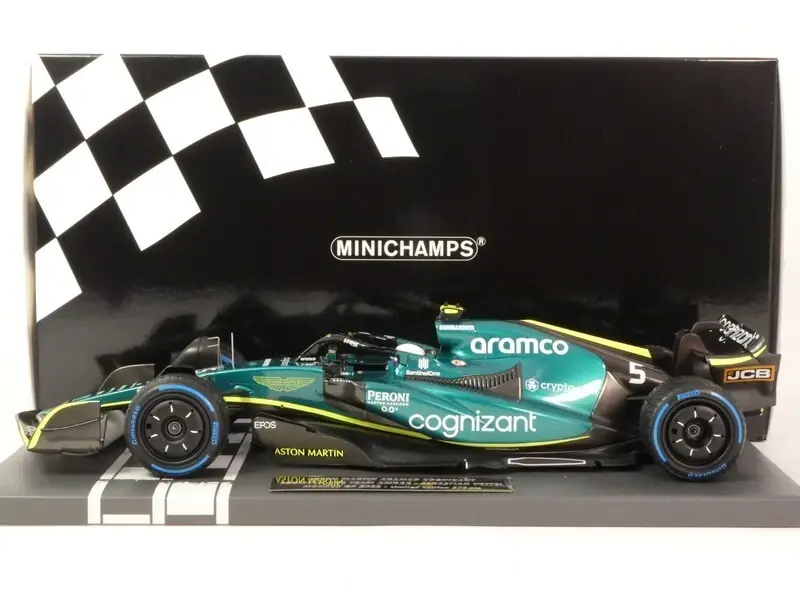 MINICHAMPS ASTON MARTIN ARAMCO COGNIZANT F1 TEAM AMR22 1:18
