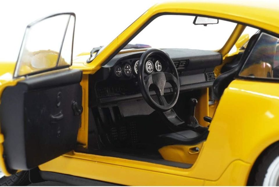 SOLIDO PORSCHE 911 3,8 RS 1:18 (S1803401)