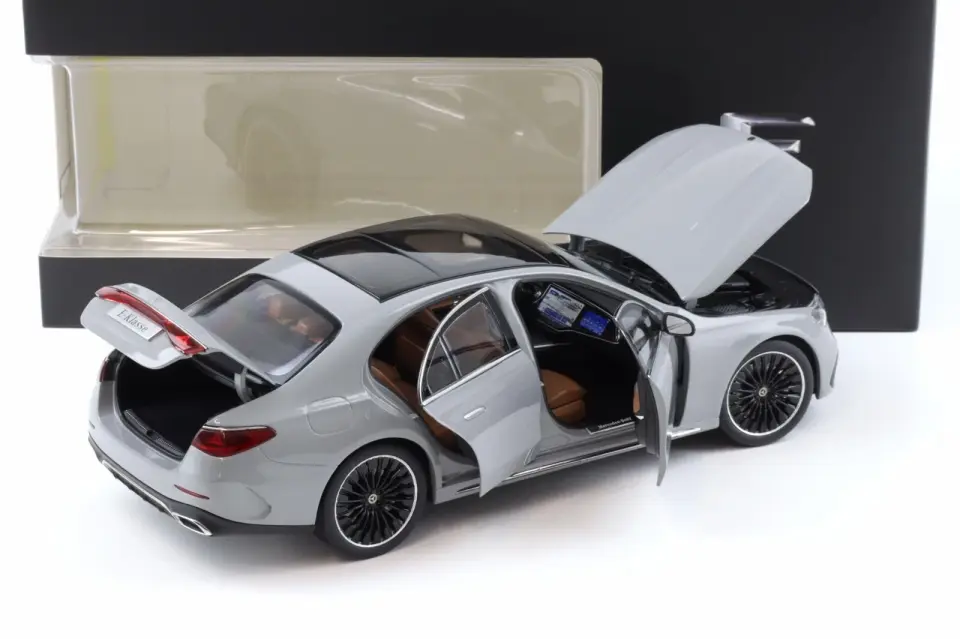 İSCALE MERCEDES-BENZ E CLASS W214 2024 1:18
